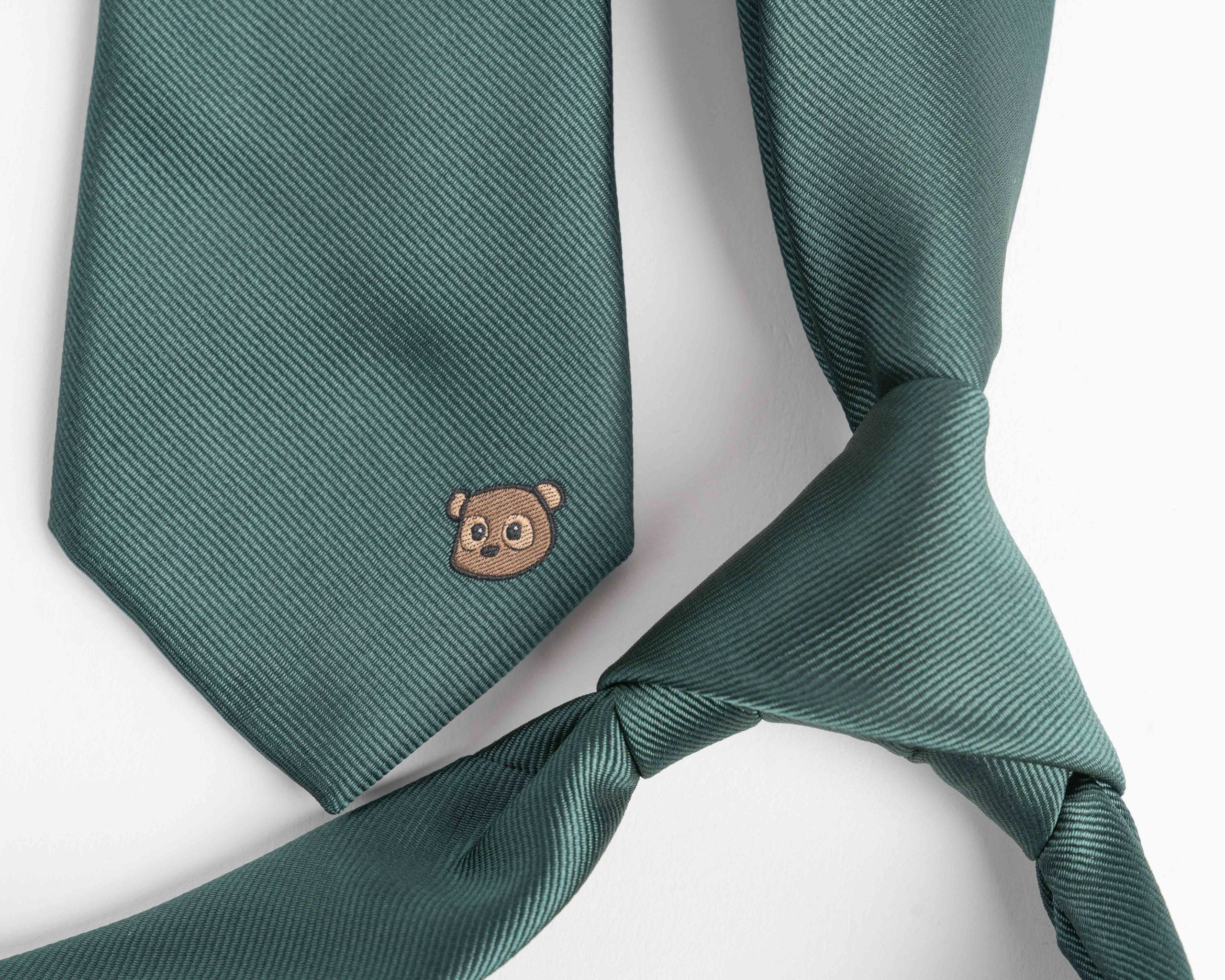 Cravat Edu By Plusian